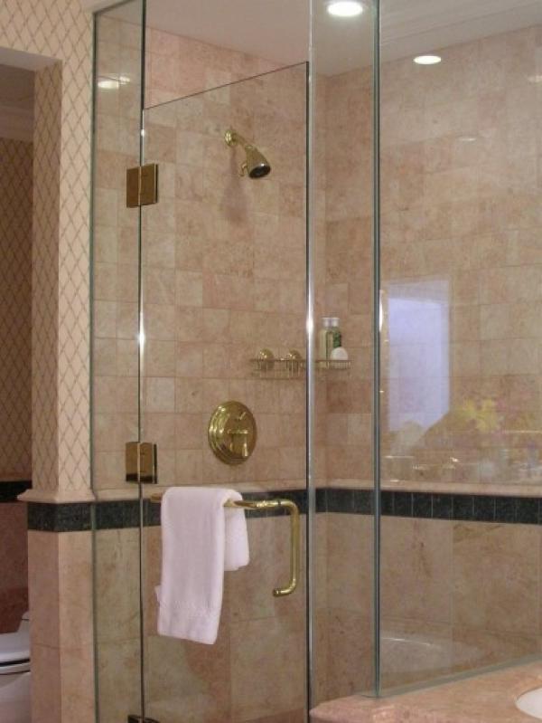 Glass showers